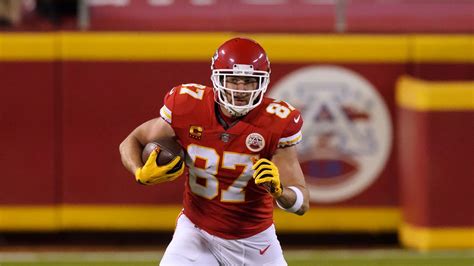 Contact information for carserwisgoleniow.pl - Mar 10, 2023 ... But in the divisional round of the NFL Playoffs, Kelce went off for 28.8 half PPR points, so he gets 20.7 Better In Best Ball Points (28.8 - 8.1 ...